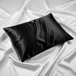 Sort silkepudebetræk
