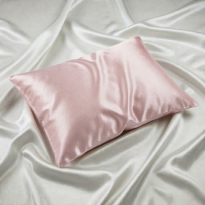 Baby pink silkepudebetræk