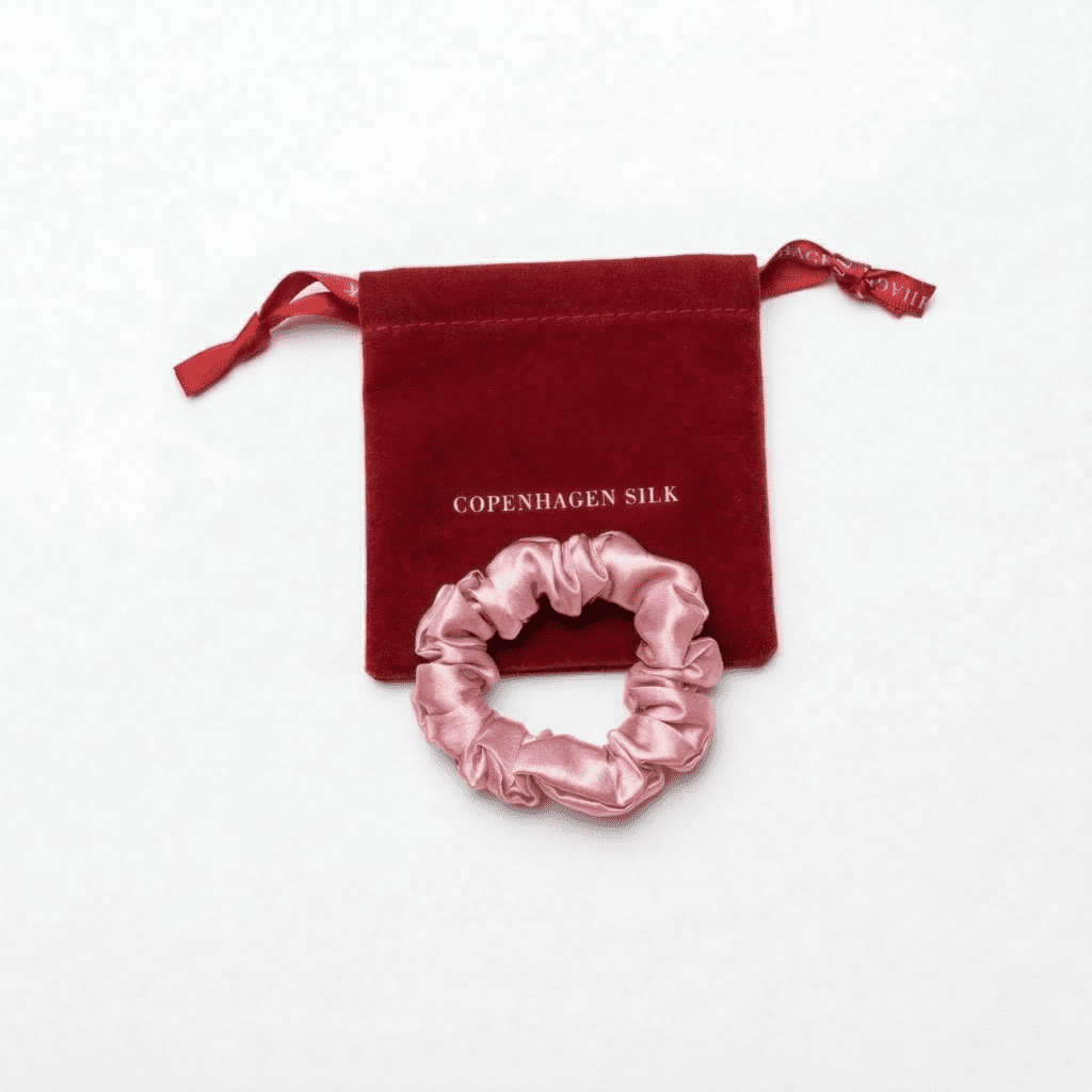 Lille pink silkescrunchie