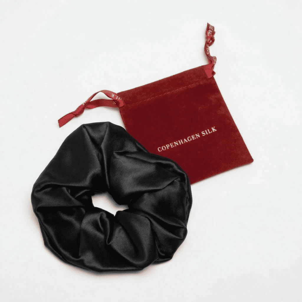 Stor sort silkescrunchie
